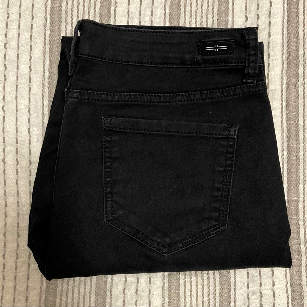Liverpool Size 12/31 Long Black Straight Jeans